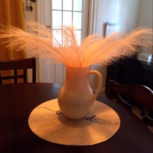 jug with pampas